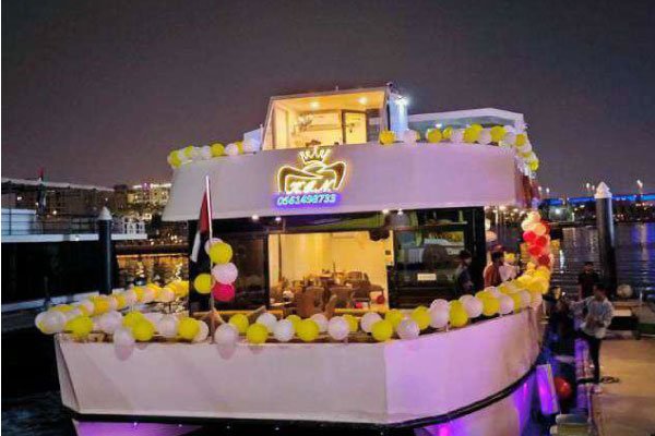 Dubai-canal-cruise-