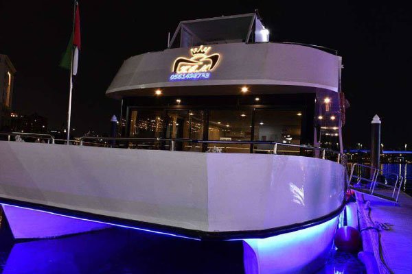 dinner-cruise-dubai-canal